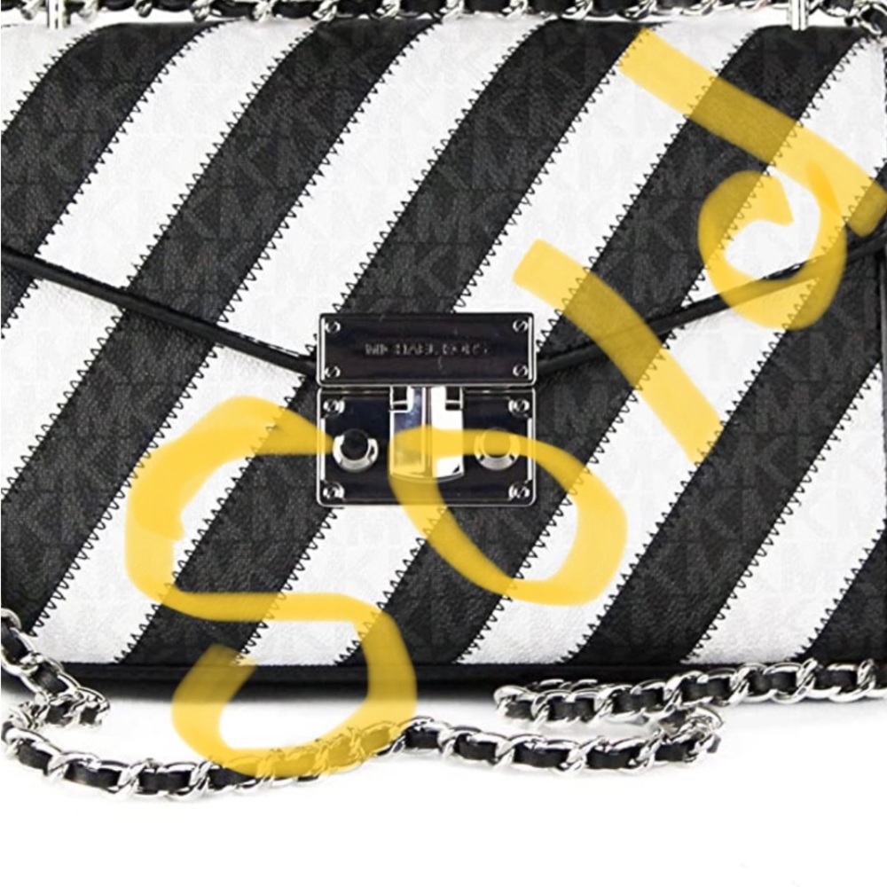 Michael Kors Rose Black Multi MD Flap Shoulder❗️This item is sold❗️
